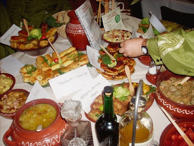 Potrawy regionalne z królową warzyw w roli głównej były oceniane podczas walki o "Złotą Warzechę"