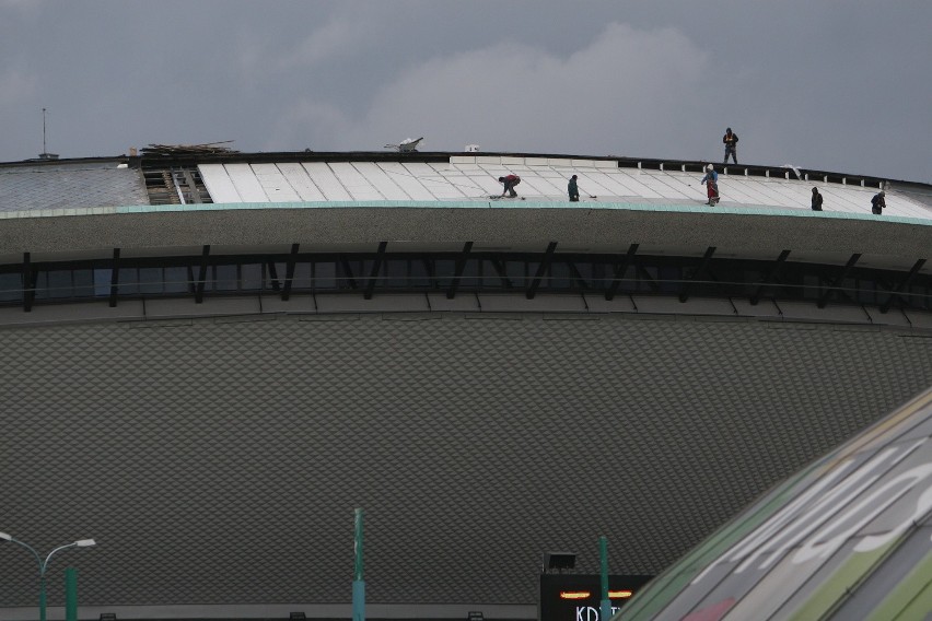 Katowice: Modernizują dach Spodka [ZDJĘCIA]