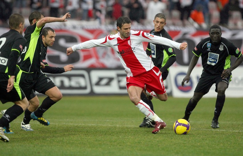 Piłkarze ŁKS Łódź wygrali z Sandecją Nowy Sącz 3:1.