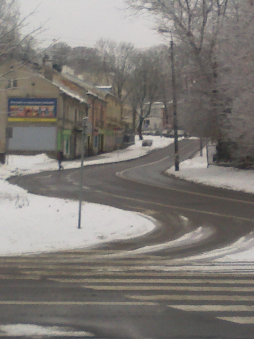 Pogoda w Lublinie: Spadł śnieg, jest ślisko! (ZDJĘCIA)