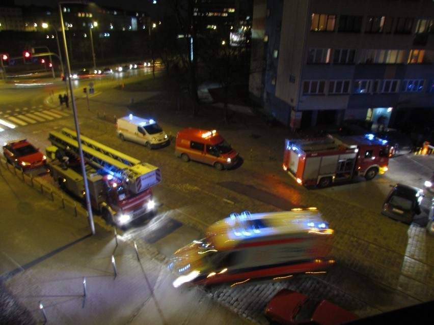 Wrocław: Pożar przy Zielińskiego (ZDJĘCIA)