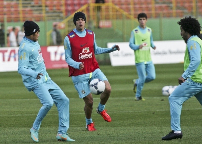 Reprezentanci Brazylii Marcelo i Kaka - na co dzień grający...