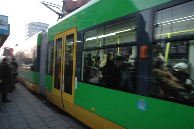 Kibice w niedzielę najszybciej i bezpłatnie dojadą na stadion tramwajem