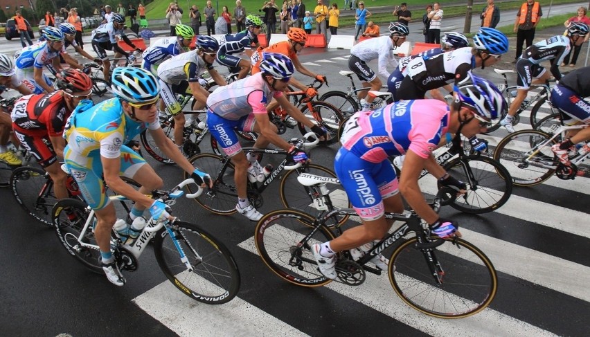 68. Tour de Pologne: Start w Będzinie. Kolarze jadą do Katowic [ZDJĘCIA]