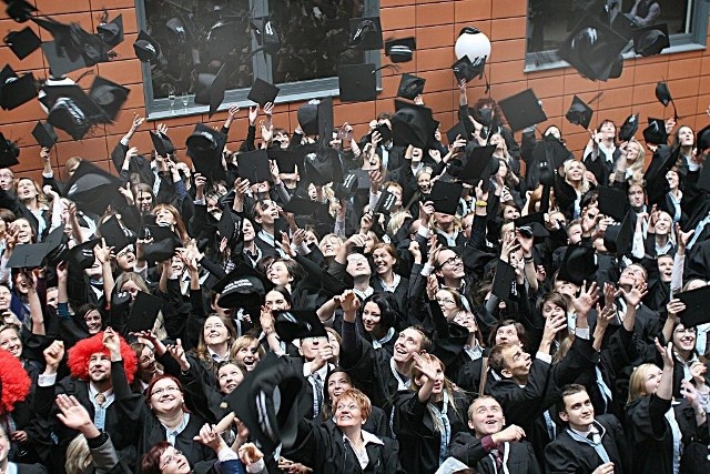 Na drugi kierunek studiów wciąż będzie można wybrać się za darmo - zdecydowało Ministerstwo Nauki.