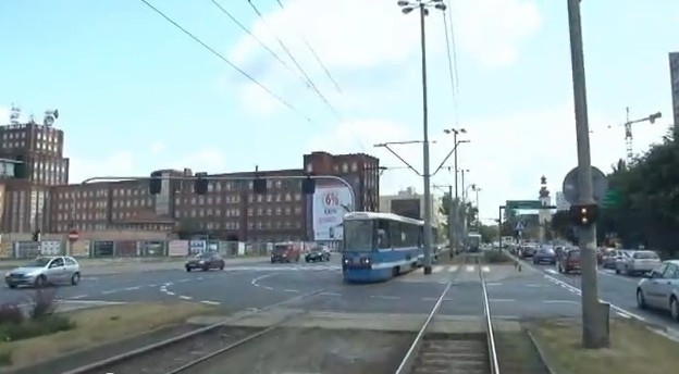 Wrocław: Od soboty kursuje Tramwaj Plus (FILM)