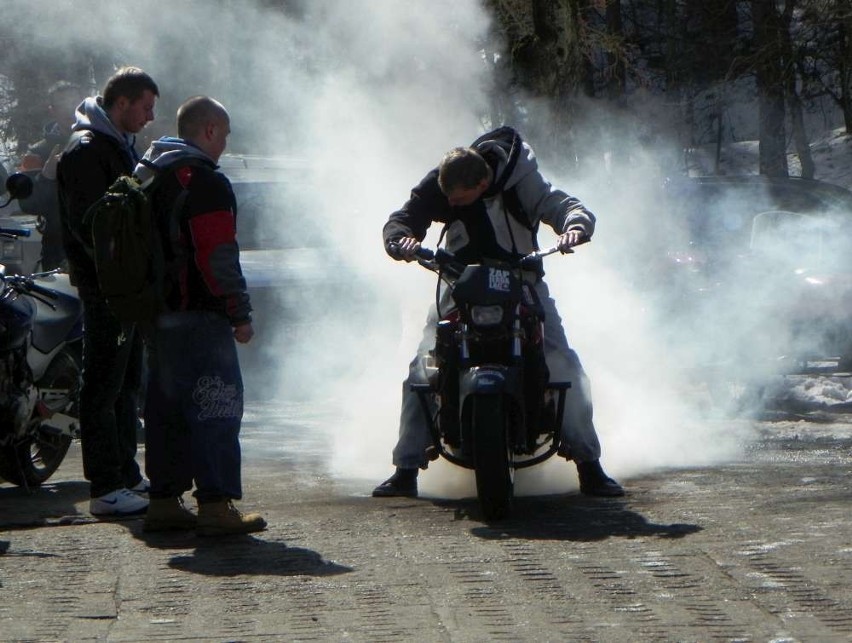 Piła: Motomarzanna - motocykliści przywitali wiosnę [ZOBACZ ZDJĘCIA]