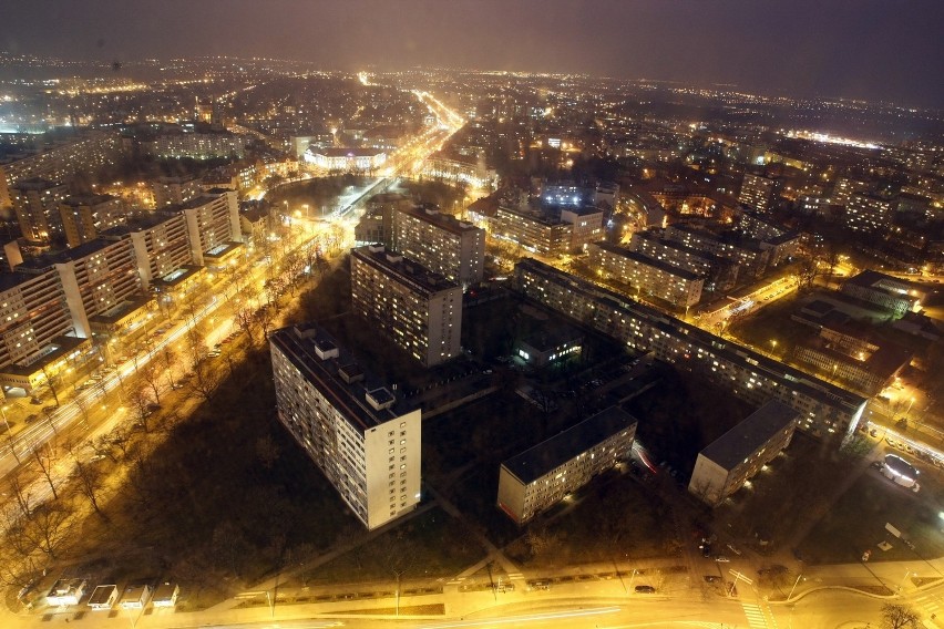 Zajrzeliśmy do wnętrza Sky Tower (ZOBACZ ZDJĘCIA)