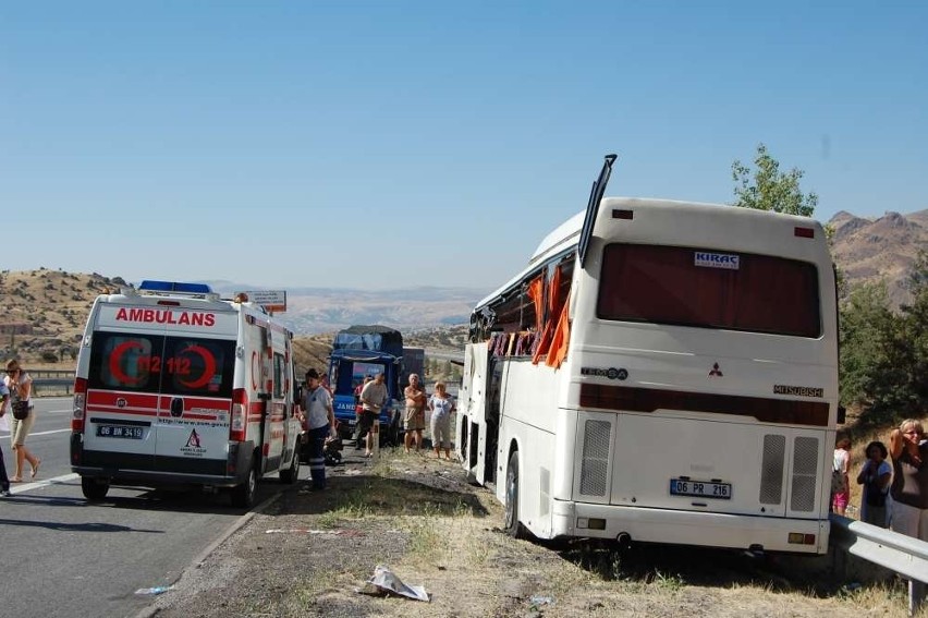Po wypadku autokaru w Turcji turyści grożą złożeniem pozwu (wideo)