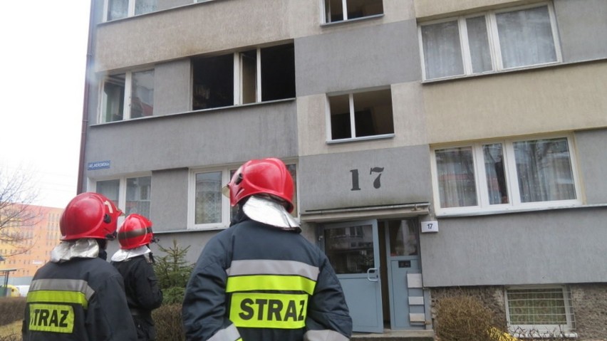 Wrocław: Paliło się mieszkanie na ul. Wejherowskiej (ZDJĘCIA)