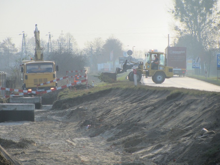 Ostatnie lata to kilometry równego asfaltu położonego w...