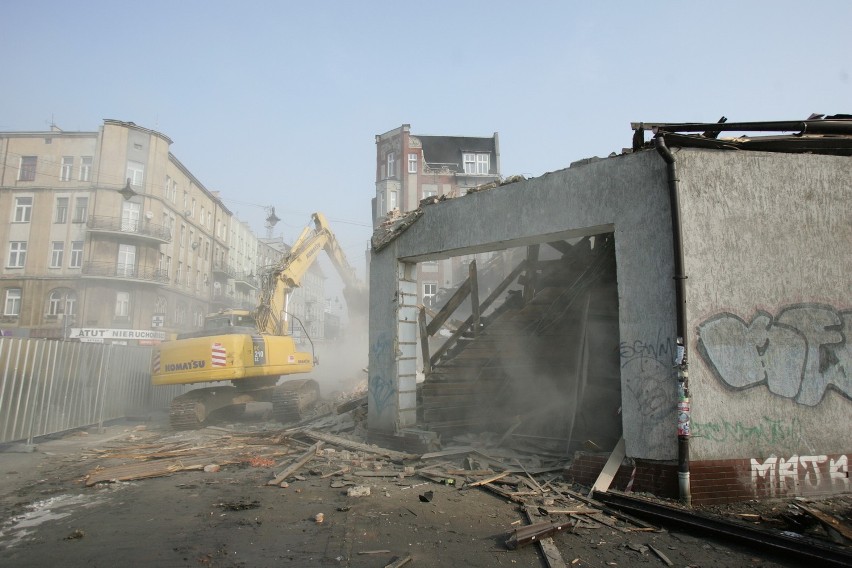 Budowa DTŚ - wyburzanie kolejnych obiektów w Gliwicach