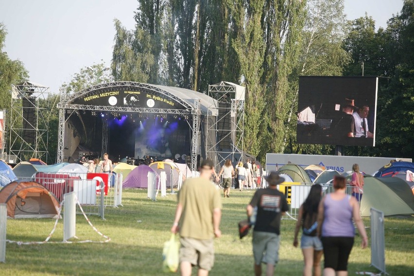 Rozpoczął się Festiwal im. Ryśka Riedla w Chorzowie [ZNAJDŹ SIĘ NA ZDJĘCIACH]