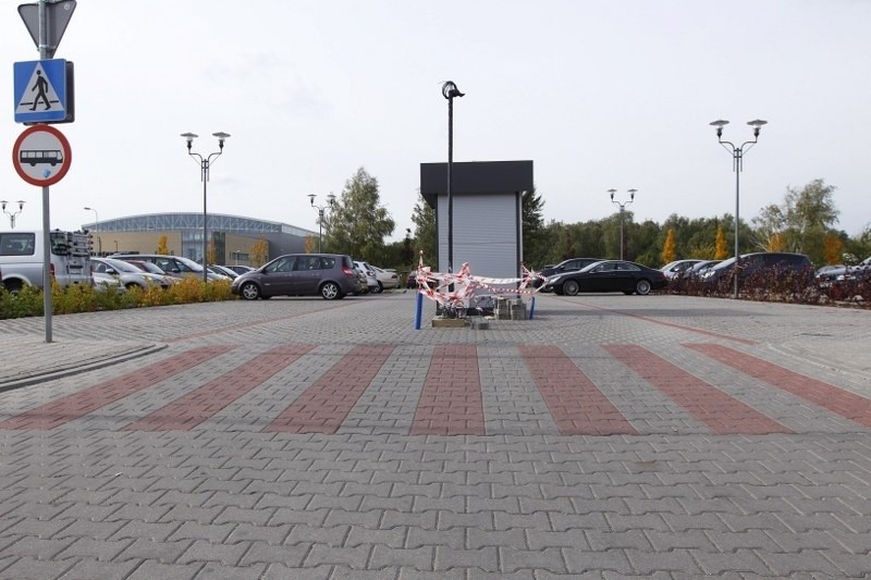 Parking przy Termach Maltańskich będzie płatny. Ale nie dla klientów aquaparku [ZDJĘCIA]