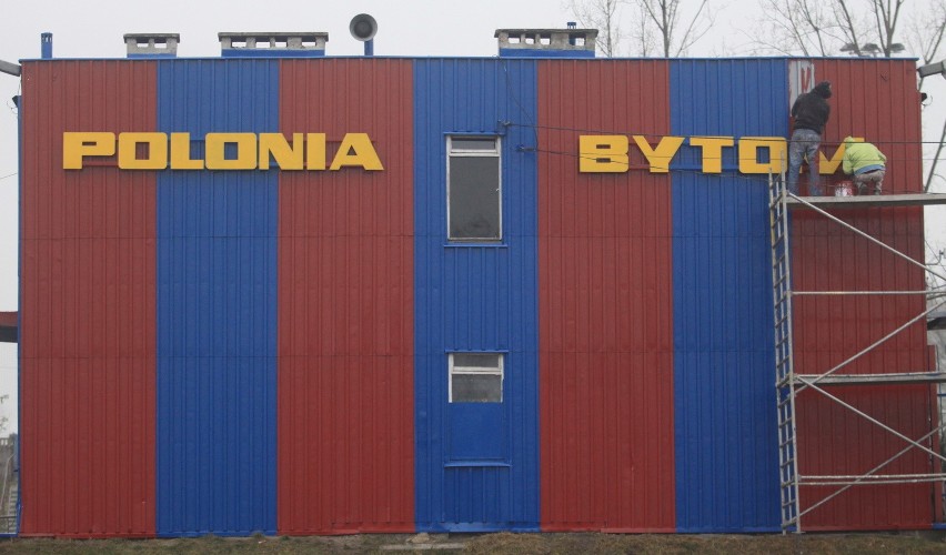 Kibice Polonii Bytom remontują budynek klubowy [ZDJĘCIA]