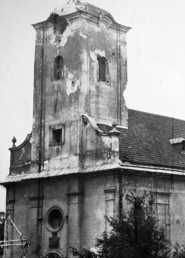 Kościół św. Barbary w Strumieniu w 1945 roku