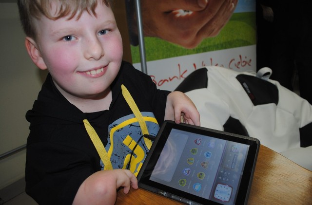 11-letni Michał prezentuje swój wymarzony tablet