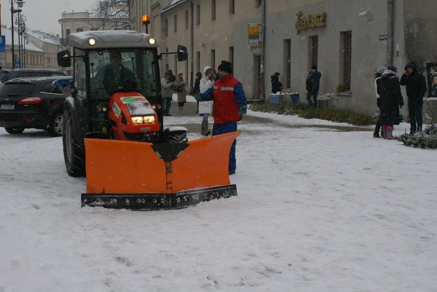 Zima w Lublinie. Zobacz, co dzieje się na drogach (ZDJĘCIA)