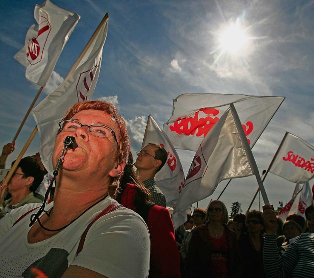 Związki zawodowe zamierzają bronić przywilejów nauczycieli