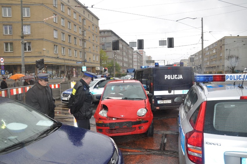 Wrocław: Radiowóz uderzył w matiza