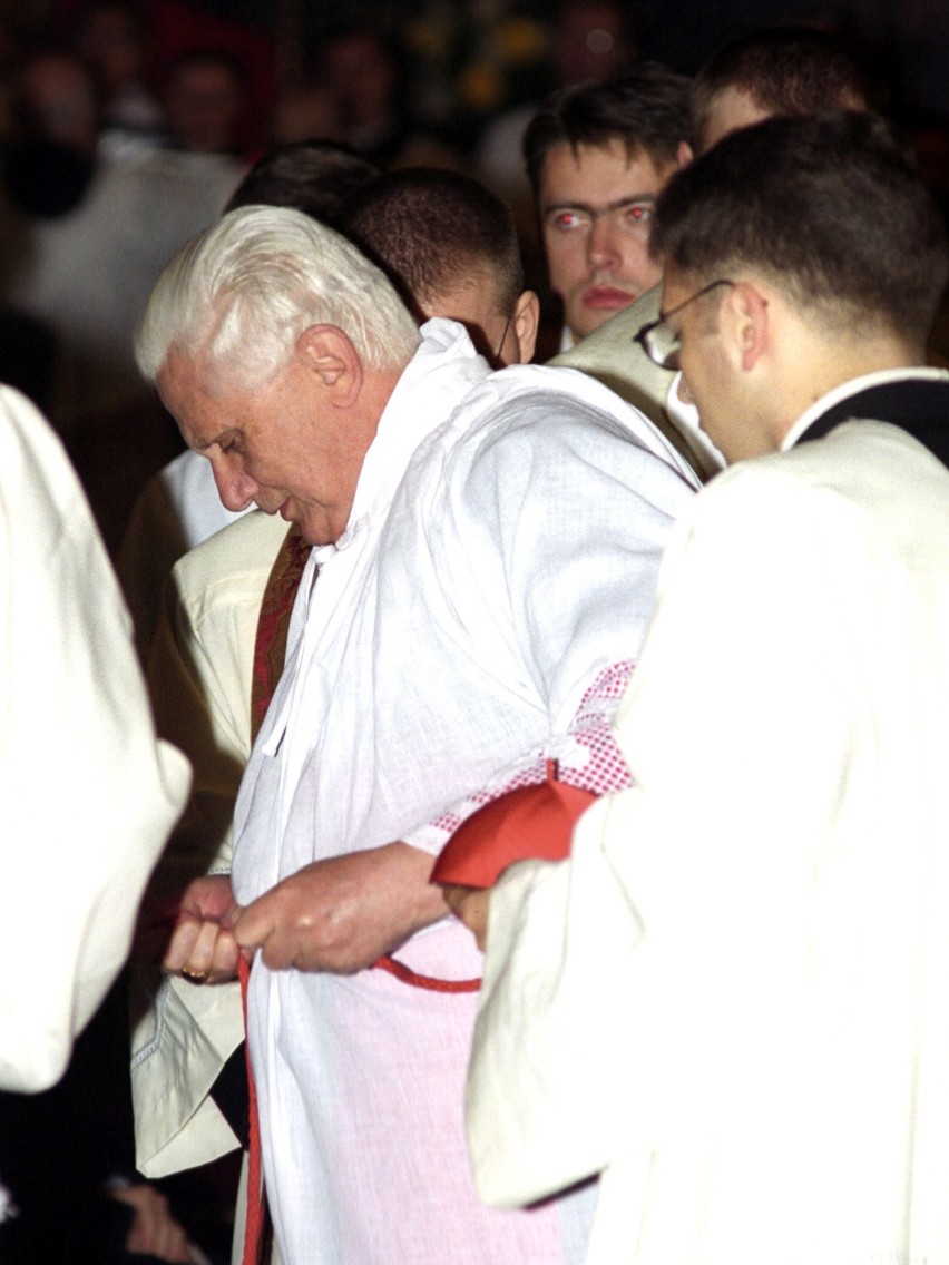 Benedykt XVI - jeszcze jako kardynał Joseph Ratzinger - był...