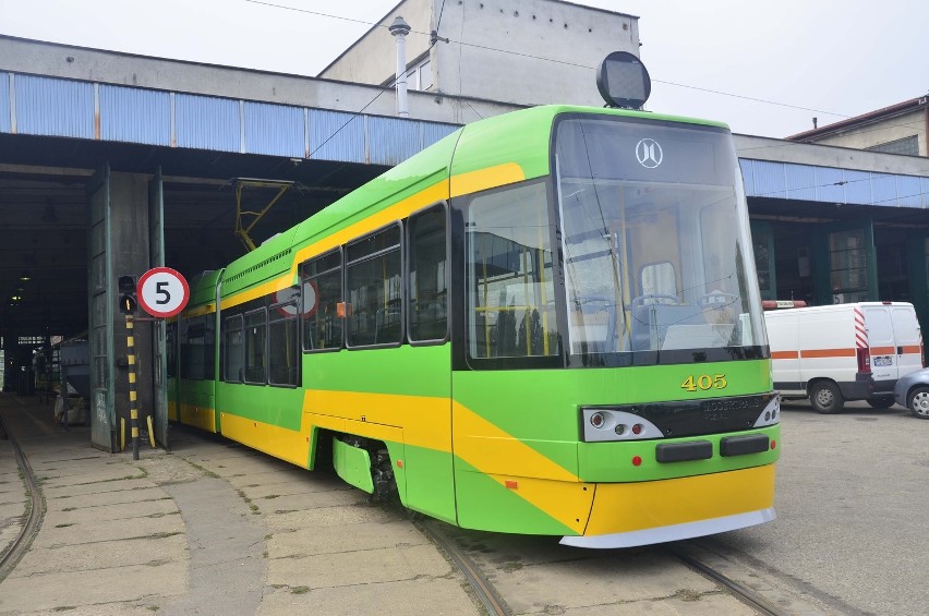 Poznań: Tramwaj Tatra wrócił  po liftingu. Zobacz! [ZDJĘCIA] 