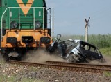 Wypadek na przejeździe kolejowym [ZDJĘCIA + FILM]