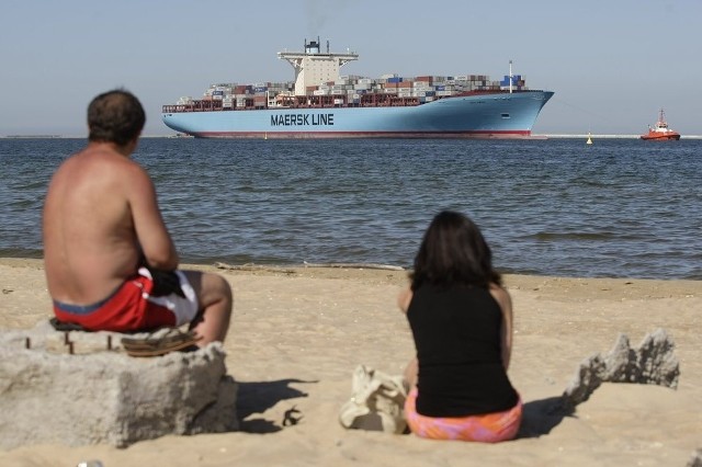 Emma Maersk zapoczątkowała klasę E - kontenerowców o ładowności ponad 15 tys. TEU