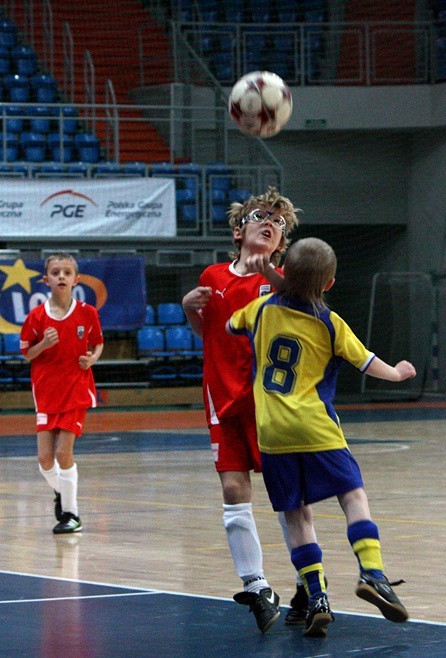 Halowy turniej piłki nożnej Frajda Motor Cup (ZDJĘCIA)