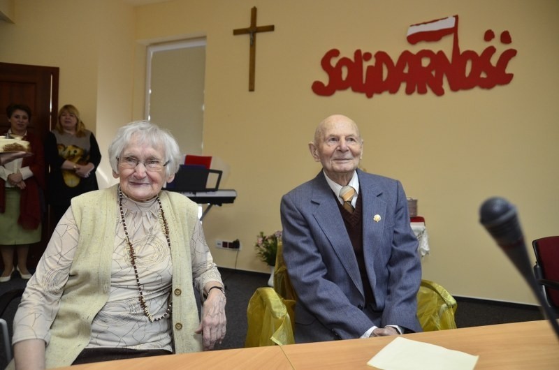 Poznań: 102. urodziny związkowca z &quot;Solidarności&quot; Józefa Boguckiego [ZDJĘCIA]