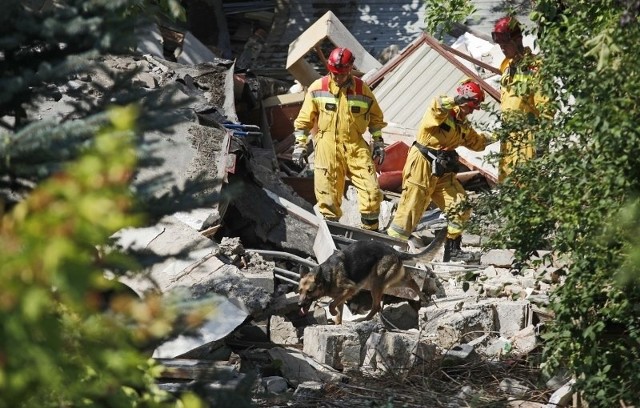 Wybuch w Suchym Lesie zniszczył kompletnie jeden dom i uszkodził kilka następnych.