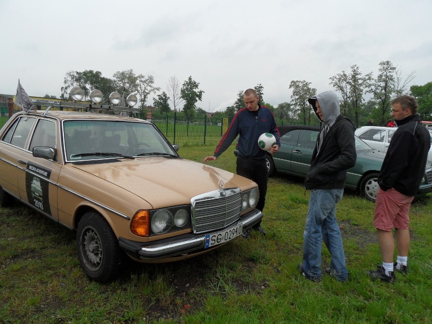 To auto im jest starsze, tym bardziej pożądane. Czyli zlot miłośników mercedesów w Sosnowcu