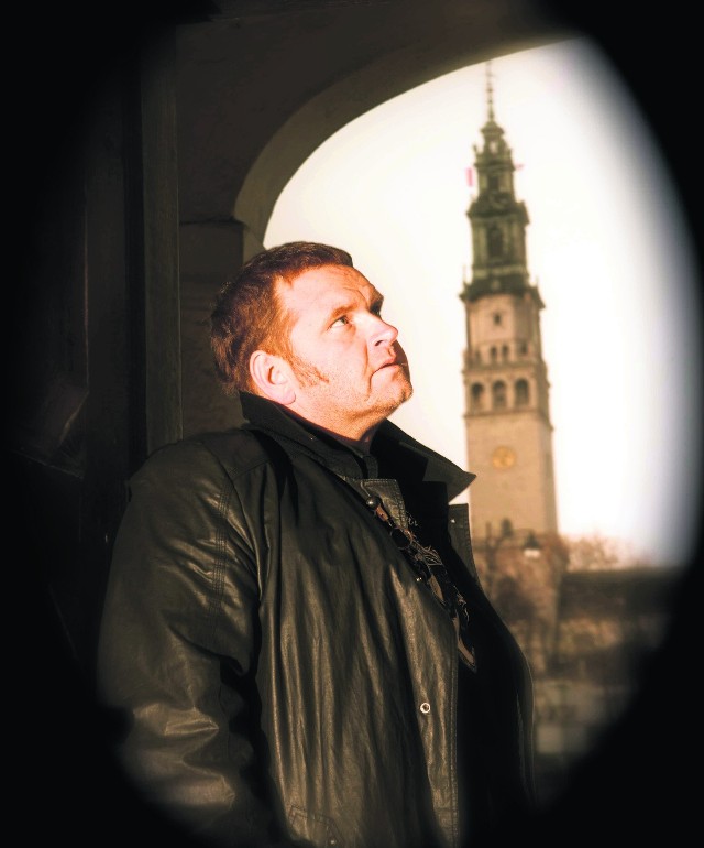 Olek Klepacz  to  lider częstochowskiej Formacji Nieżywych Schabuff