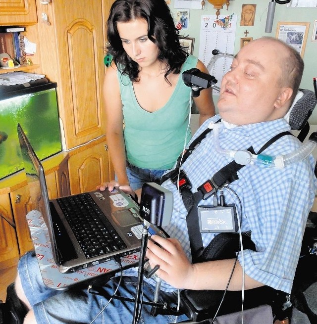 Wynalazek stanowi  dużą pomoc dla niepełnosprawnych, zainteresowali się nim też posłowie