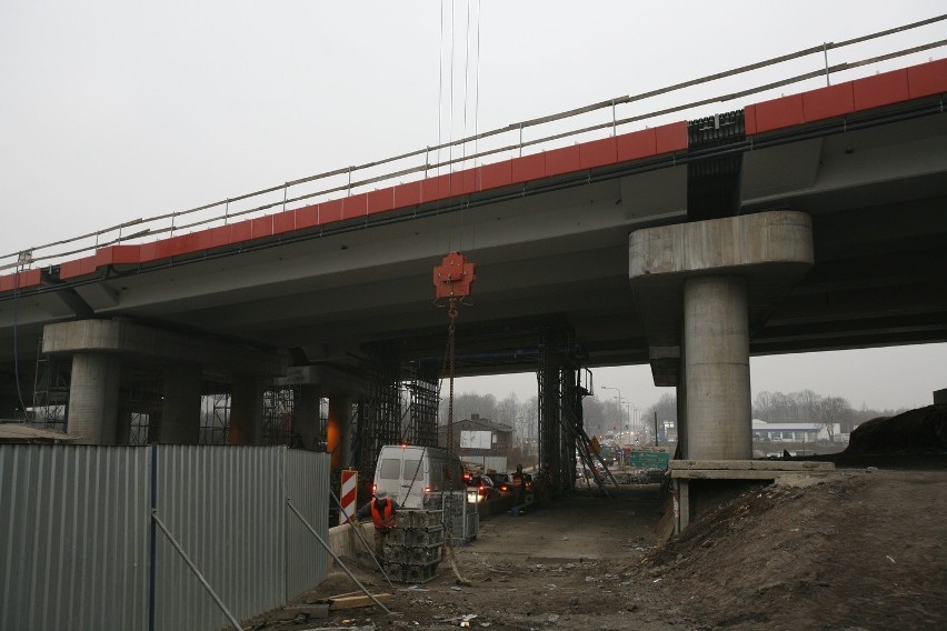 Budowa autostrady A1 przez Bytom