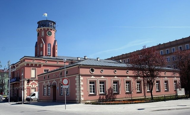 Budynek obok ratusza, w którym był posterunek żandarmów. Tuż obok znajdowało się więzienie.