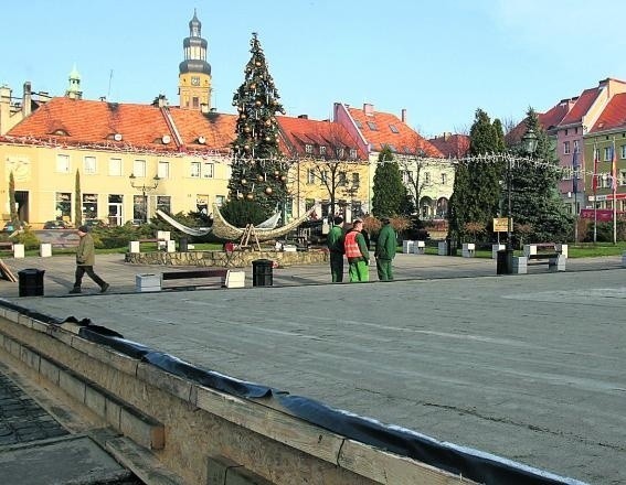 Podest ma wymiary 20 na 40 metrów