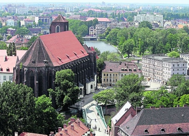 Kilkadziesiąt parafii w archidiecezji wrocławskiej ma już nowe nazwy