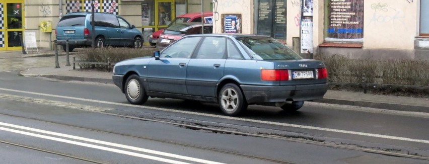 Wrocław: Ulica Pomorska pełna dziur (ZDJĘCIA)