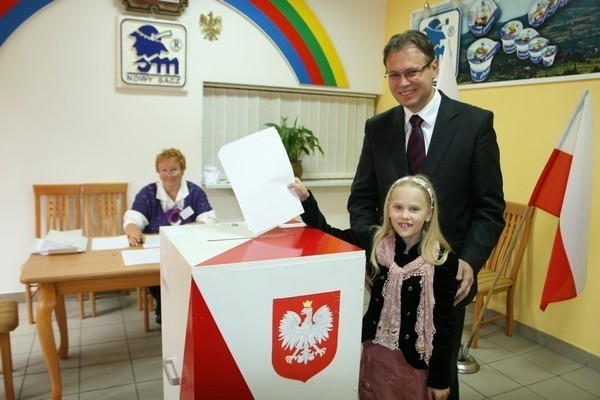 Wybory 2011 Nowy Sącz: sądeczanie ruszyli do urn [ZDJĘCIA]