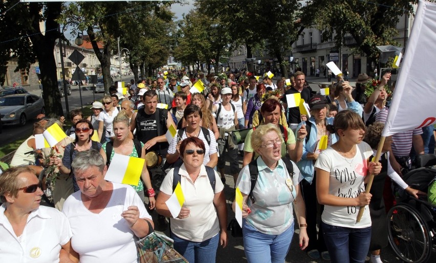 Pielgrzymka z Krakowa dotarła na Jasną Górę [ZDJĘCIA, VIDEO]