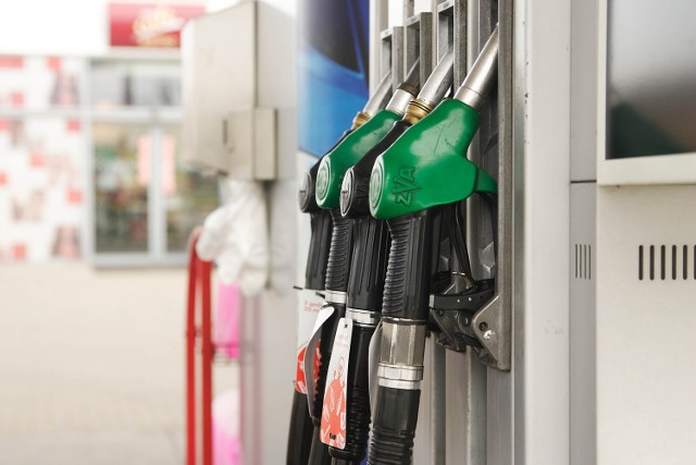 W tym tygodniu ceny kształtowały się na poziomie 5,38 za litr ON, 5,35 za benzynę 95 i 2,84 za litr LPG