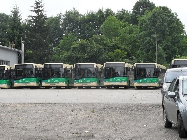 Strajk kierowców autobusów GZK w Rędzinach [ZDJĘCIA]