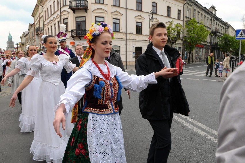 Lublin: Polonez na ponad sto par (WIDEO i ZDJĘCIA)