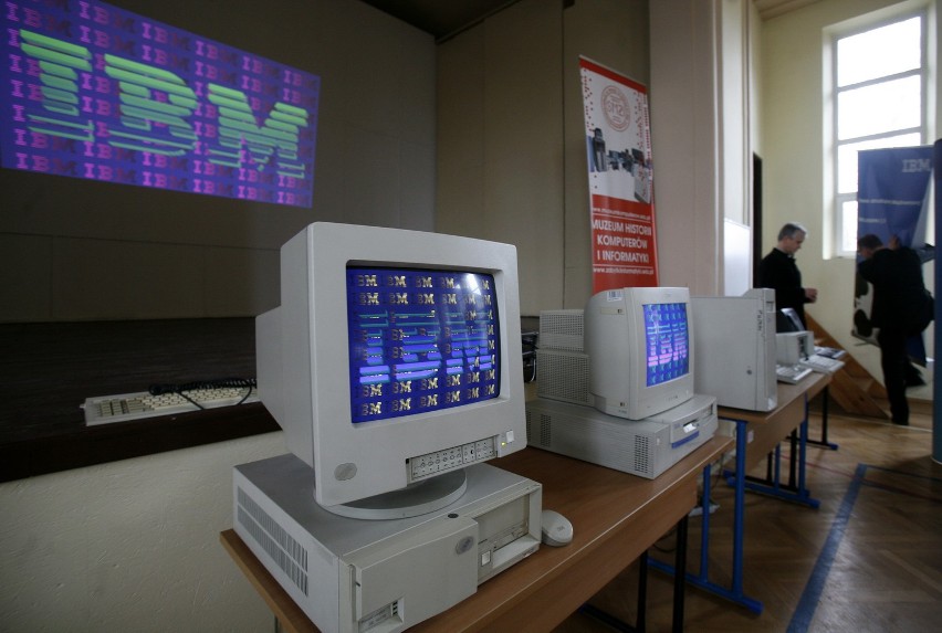 Muzeum Komputerów w Katowicach: IBM PC XT obchodził w piątek 30 urodziny [ZDJĘCIA i WIDEO]