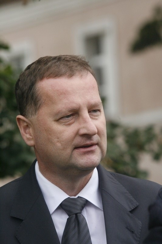 Coraz Wi cej Czarnych Chmur Nad G ow Prezydenta Lubina Gazeta Wroc awska Coraz Wi cej Czarnych Chmur Nad G ow Prezydenta Lubina Gazeta Wroc awska
