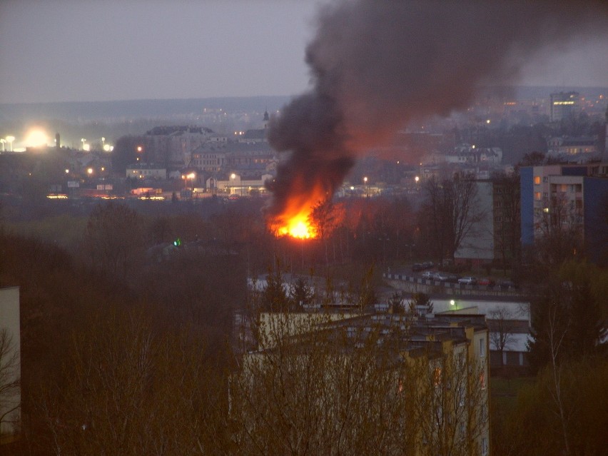 Pożar pustostanu na Kalinowszczyźnie (FOTO)