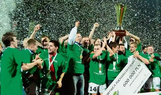 Piłkarze Śląska mieli w Wodzisławiu Śląskim powody do świętowania - wywalczyli Puchar Ekstraklasy i tym samym czek na 600 tysięcy złotych, nagrodę za finałowy triumf nad Odrą