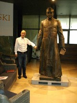 Gdańsk: Pomnik księdza Jankowskiego zostanie odsłonięty 31 sierpnia