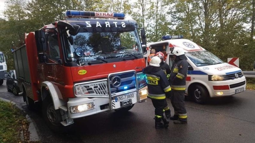 Wypadek Żegiestów. Trzy osoby zostały ranne [ZDJĘCIA]